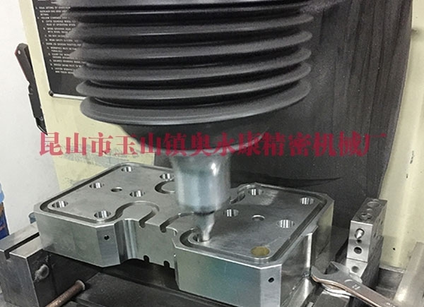肇庆塑胶封料模具