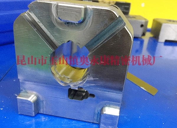 肇庆塑胶封料模具加工厂家