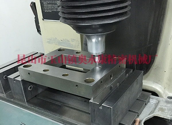 肇庆精密连接器塑胶模JG加工