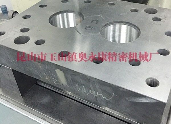 计量泵治具