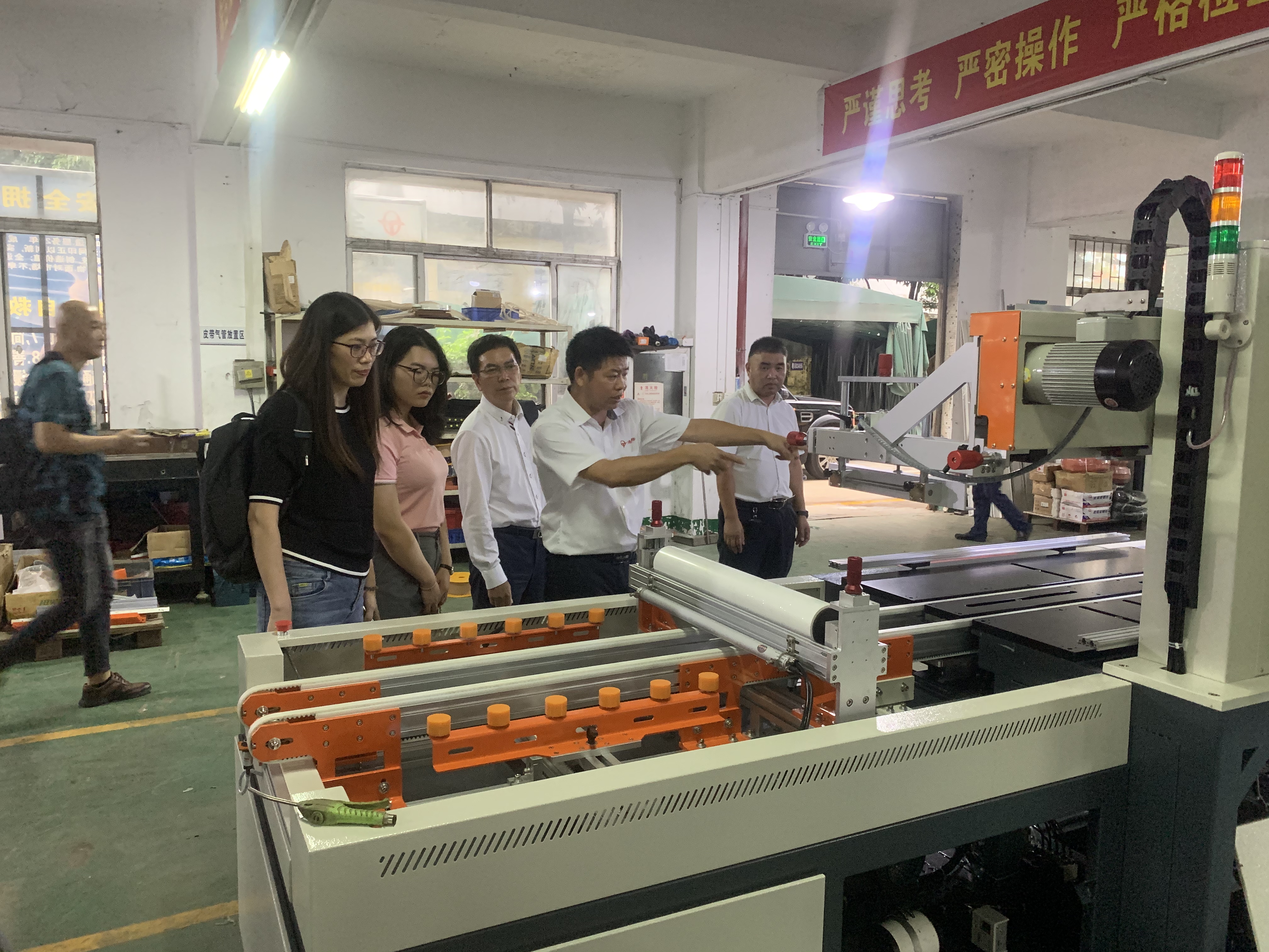 1600479640620864.jpg 722683aec79fd492d9c15ef8b517205.jpg