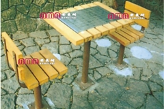 本溪小区公园围树椅