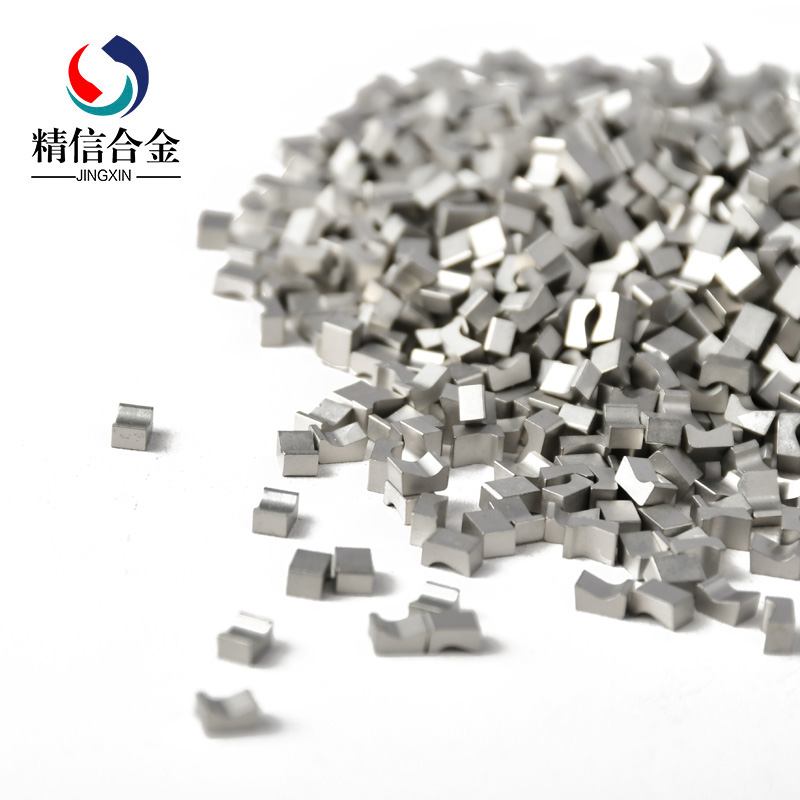 硬质合金锯片：高效切割的精密工具